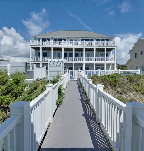 A Gathering Place - Wedding Vacation Rental in Emerald Isle, North Carolina A Gathering Place - Wedding Vacation Rental in Emerald Isle, North Carolina