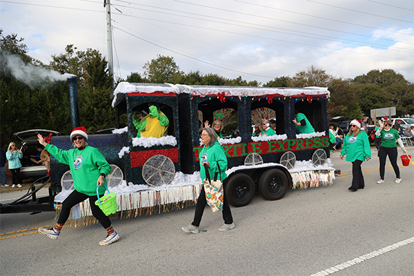 Emerald Isle Christmas Parade Emerald Isle Christmas Parade
