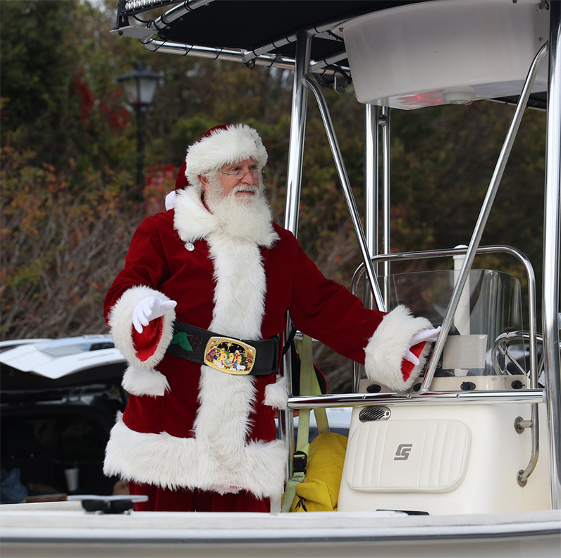 Emerald Isle Christmas Parade Emerald Isle Christmas Parade